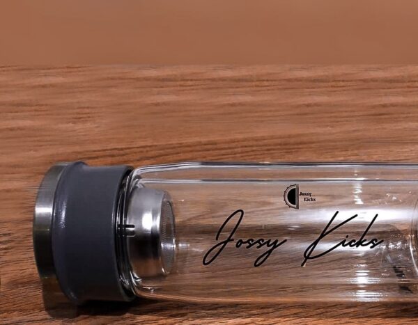 Screenshot Premium Reusable Water Bottle with Filter